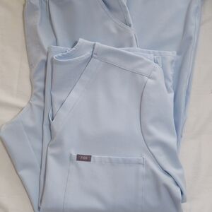 Figs Sky Blue Scrub Set